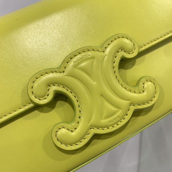 1:1 Replica Celine Chain Shoulder Bag Cuir Triomphe Green For Women 7.9in/20cm