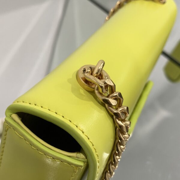 1:1 Replica Celine Chain Shoulder Bag Cuir Triomphe Green For Women 7.9in/20cm