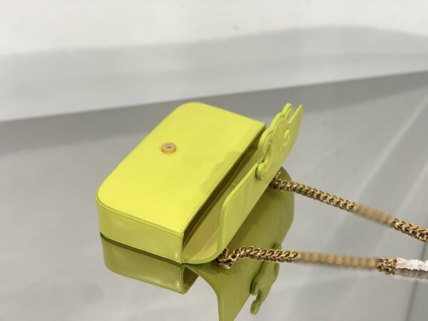 1:1 Replica Celine Chain Shoulder Bag Cuir Triomphe Green For Women 7.9in/20cm