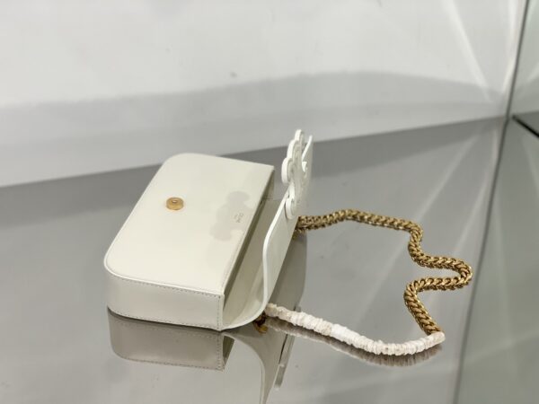 1:1 Replica Celine Chain Shoulder Bag Cuir Triomphe White For Women 7.9in/20cm