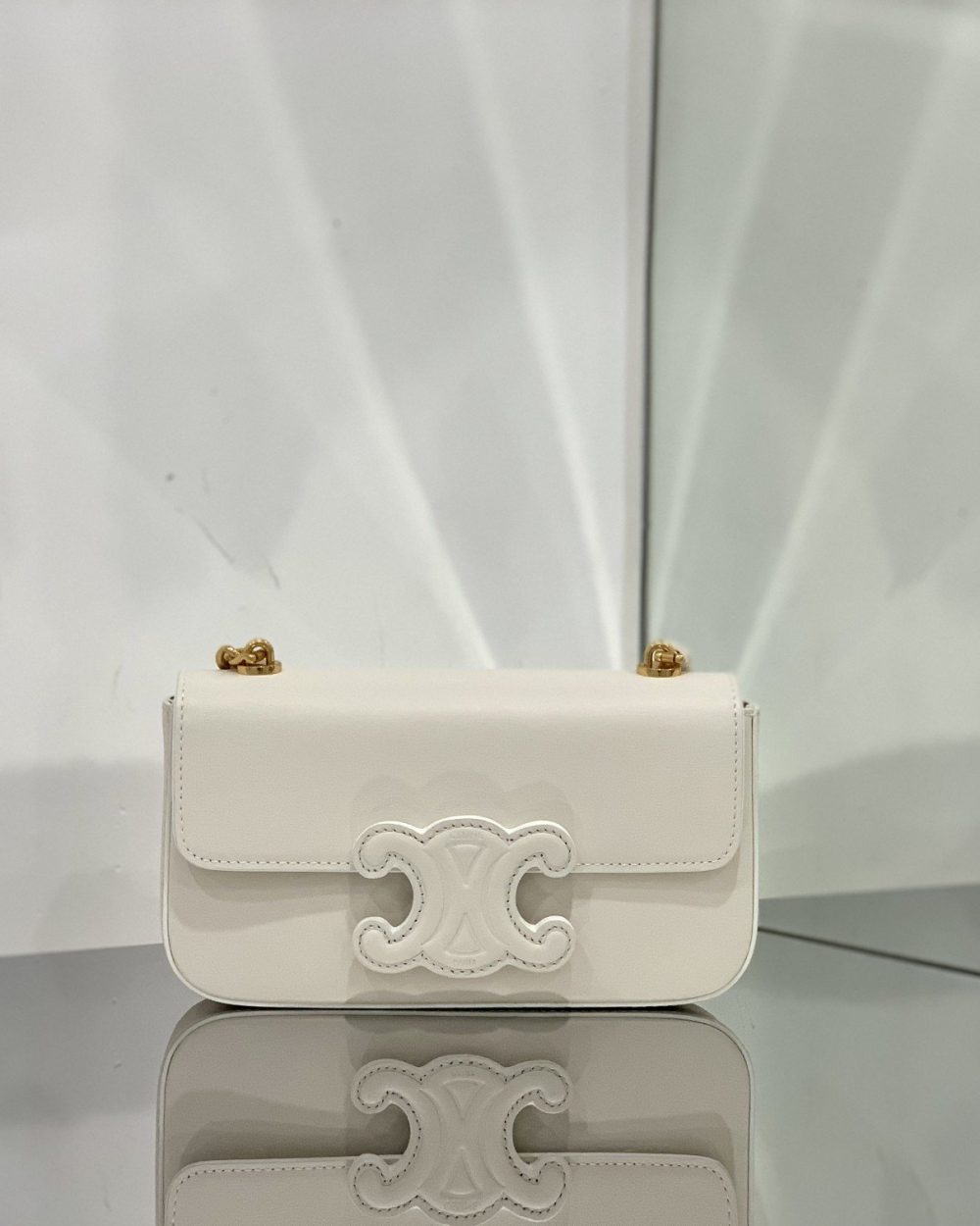 1:1 Replica Celine Chain Shoulder Bag Cuir Triomphe White For Women 7.9in/20cm