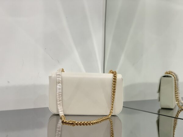 1:1 Replica Celine Chain Shoulder Bag Cuir Triomphe White For Women 7.9in/20cm