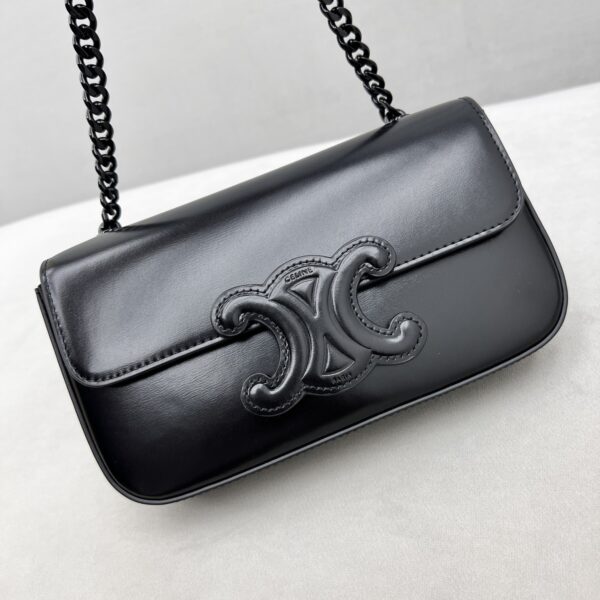 1:1 Replica Celine Chain Shoulder Bag Triomphe Black For Women 8in/20.5cm 197993EQJ.38NN