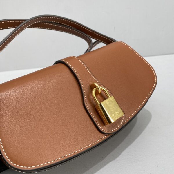 1:1 Replica Celine Clutch On Strap Brown For Women 7in/18cm 10I593DQ1.04LU
