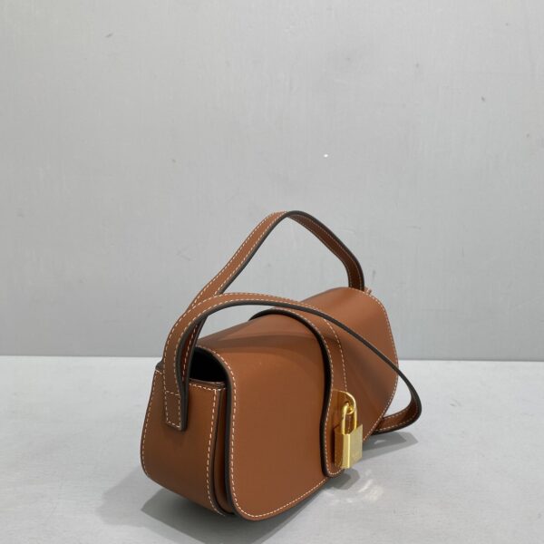 1:1 Replica Celine Clutch On Strap Brown For Women 7in/18cm 10I593DQ1.04LU