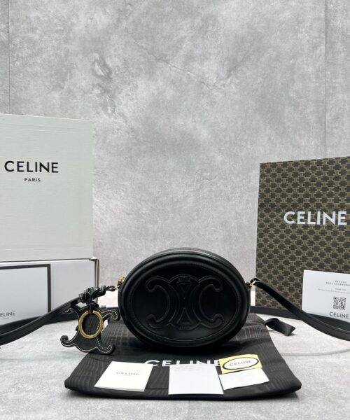 1:1 Replica Celine Crossbody Oval Purse Cuir Triomphe Black For Women 6in/16cm 10I703DPQ.38NO