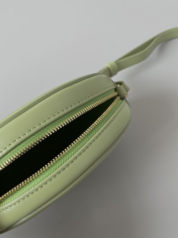 1:1 Replica Celine Crossbody Oval Purse Cuir Triomphe Mint Green For Women 6in/16cm