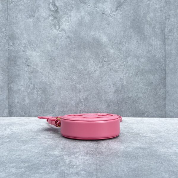 1:1 Replica Celine Crossbody Oval Purse Cuir Triomphe Pink For Women 6in/16cm 10I703DPQ.27LK