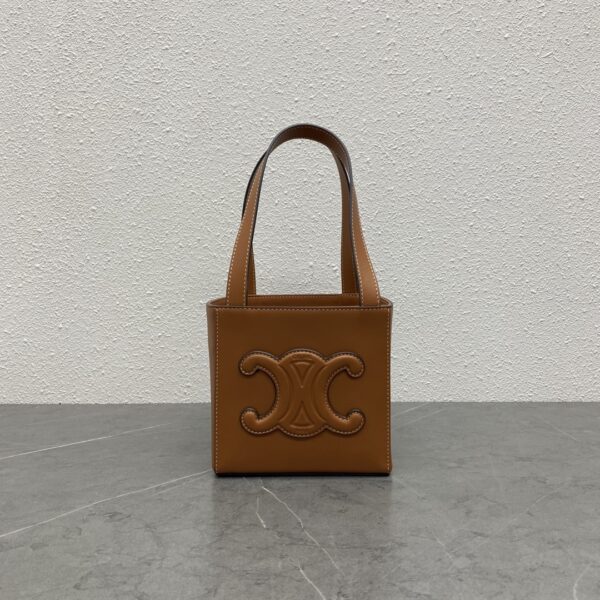 1:1 Replica Celine Cube Bag Cuir Triomphe Square Tan For Women 6in/15cm