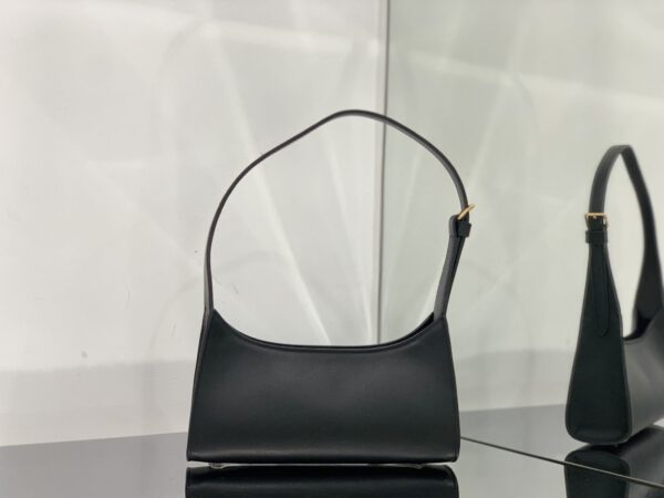 1:1 Replica Celine Cuir Triomphe Bag Black For Women 9in/24cm