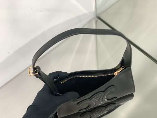 1:1 Replica Celine Cuir Triomphe Bag Black For Women 9in/24cm