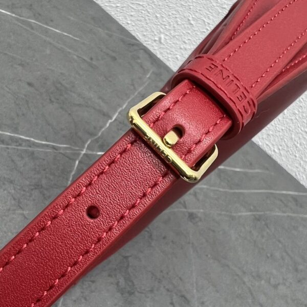 1:1 Replica Celine Cuir Triomphe Shoulder Bag Red For Women 9.4in/24cm