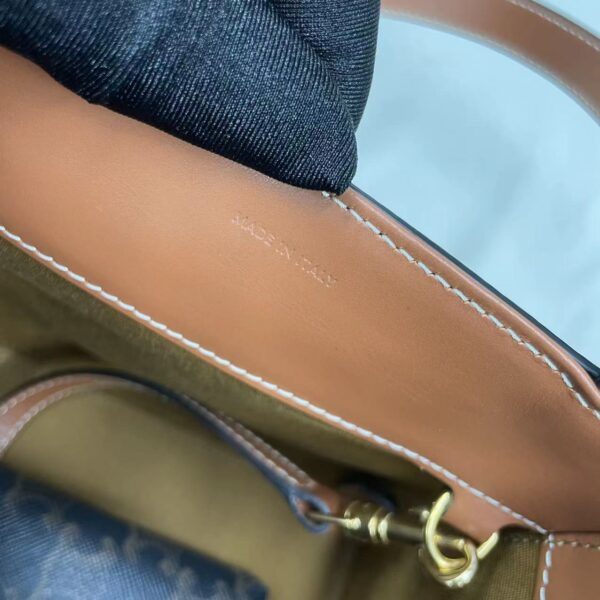 1:1 Replica Celine Cuir Triopé Canvas Cube Bag Triumph Tan For Women 6in/15cm 199202EIN.04LU
