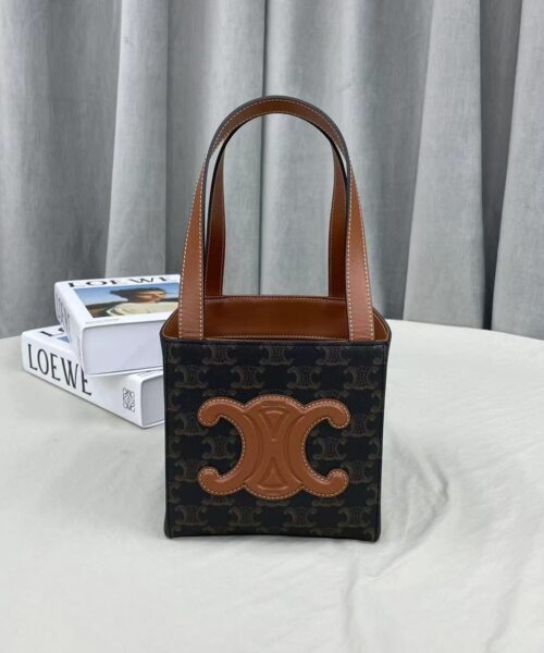 1:1 Replica Celine Cuir Triopé Canvas Cube Bag Triumph Tan For Women 6in/15cm 199202EIN.04LU