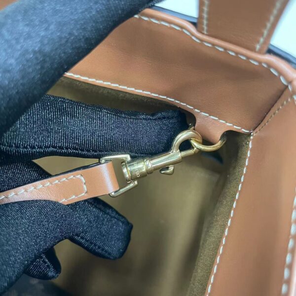1:1 Replica Celine Cuir Triopé Canvas Cube Bag Triumph Tan For Women 6in/15cm 199202EIN.04LU
