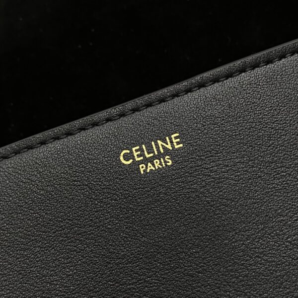 1:1 Replica Celine Folco Cuir Triomphe Black For Women 7in/19cm 198263DU3.38NO