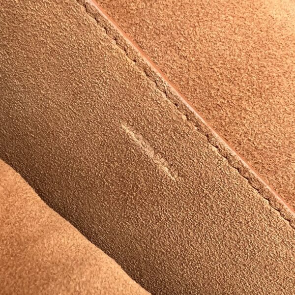 1:1 Replica Celine Folco Cuir Triomphe Tan For Women 7in/19cm 198263DU3.04LU