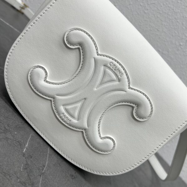 1:1 Replica Celine Folco Cuir Triomphe White For Women 7in/19cm 198263DU3.01BC
