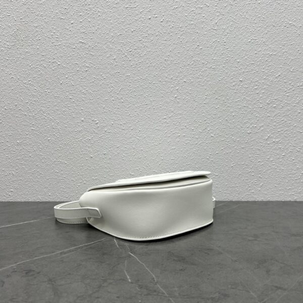 1:1 Replica Celine Folco Cuir Triomphe White For Women 7in/19cm 198263DU3.01BC