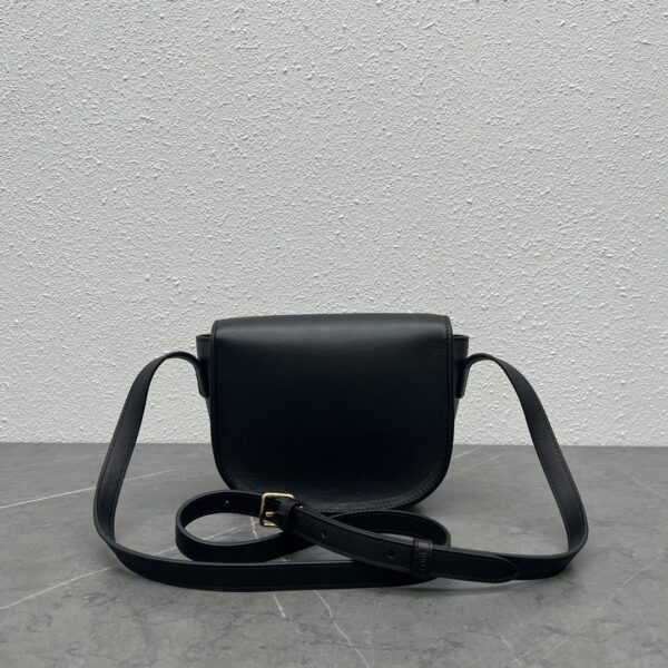1:1 Replica Celine Folco Cuir Triomphe With Studs Black For Women 7in/19cm