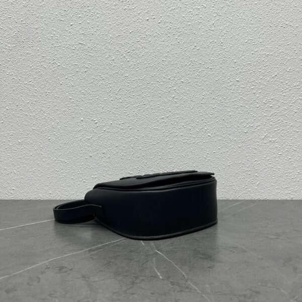 1:1 Replica Celine Folco Cuir Triomphe With Studs Black For Women 7in/19cm