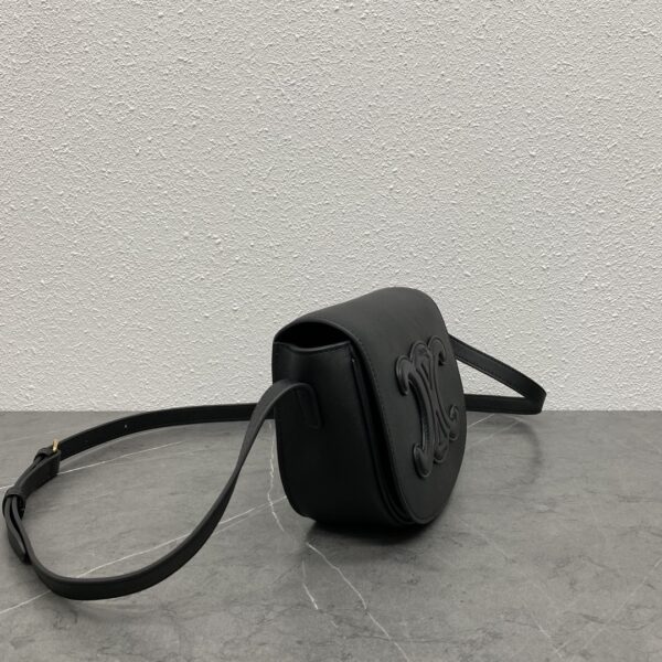 1:1 Replica Celine Folco Cuir Triomphe With Studs Black For Women 7in/19cm