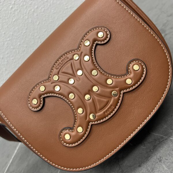 1:1 Replica Celine Folco Cuir Triomphe With Studs Brown For Women 7in/19cm 198263DU9.04LU