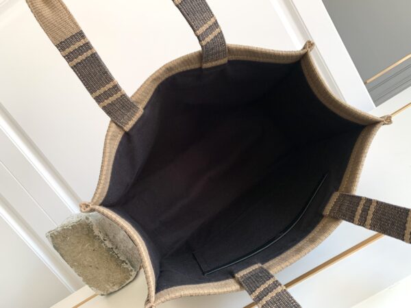1:1 Replica Celine Large Cabas Thais In Textile With Triomphe Beige/Black For Women 16in/41cm 196762EGH.02BL