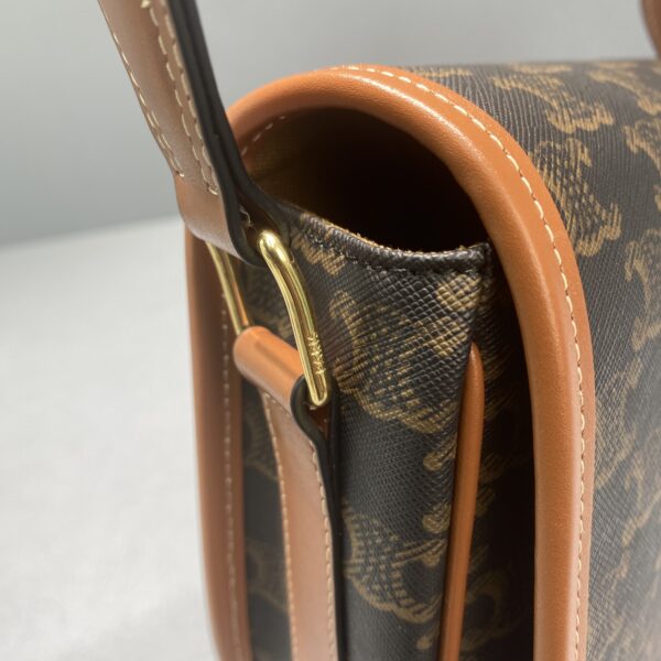 1:1 Replica Celine Large Strap Folco Bag In Triomphe Canvas Brown For Women 9in/22cm 196932BZJ.04LU