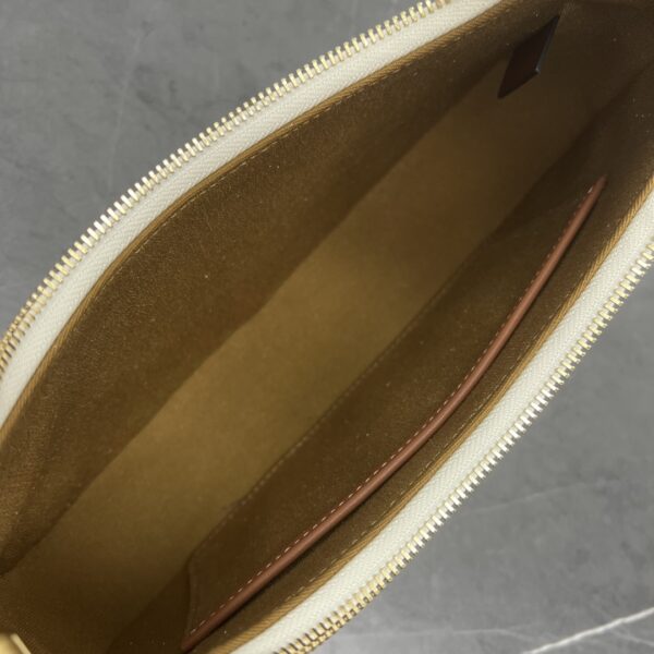1:1 Replica Celine Medium Ava Chain In Triomphe Canvas White For Women 10in/25cm
