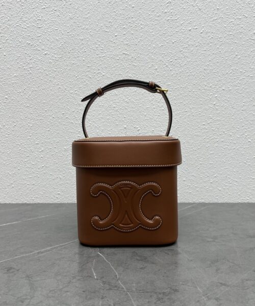 1:1 Replica Celine Medium Box Cuir Triomphe Tan For Women 6in/16cm 199253DU3.04LU
