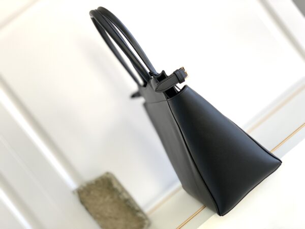 1:1 Replica Celine Medium Cabas Bourgeois Black For Women 18in/45cm