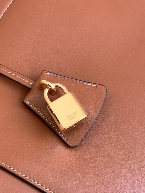 1:1 Replica Celine Medium Cabas Bourgeois Tan For Women 18in/45cm 199773EHS.04LU