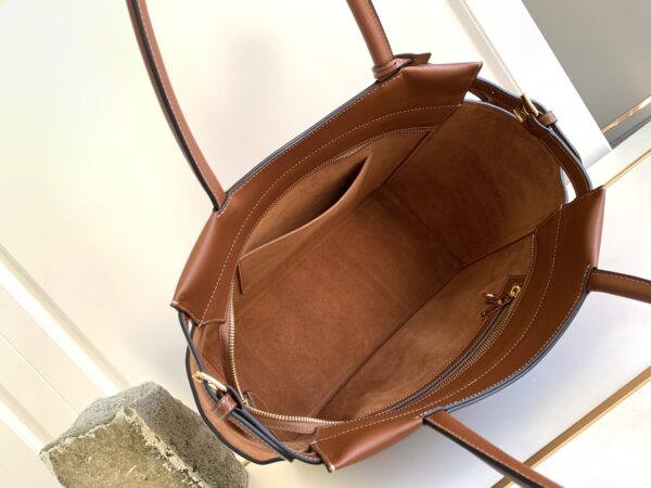 1:1 Replica Celine Medium Cabas Bourgeois Tan For Women 18in/45cm 199773EHS.04LU