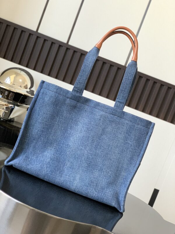 1:1 Replica Celine Medium Denim Tote For Women 16in/41cm