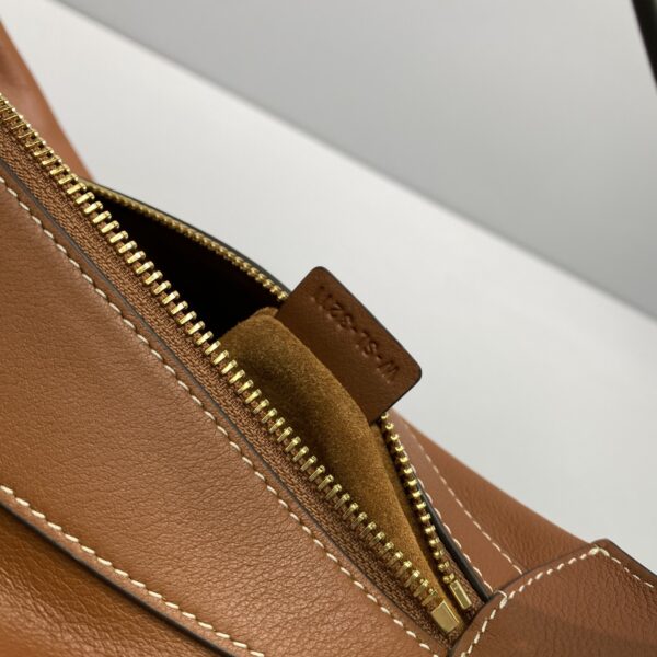 1:1 Replica Celine Medium Romy In Supple Brown For Women 13in/34cm 197443DPJ.04LU