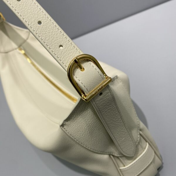 1:1 Replica Celine Medium Romy In Supple White For Women 13in/34cm 197443DPJ.01RC