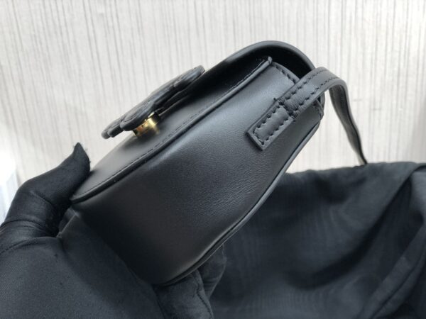 1:1 Replica Celine Mini Besace Cuir Triomphe Black For Women 4in/11cm