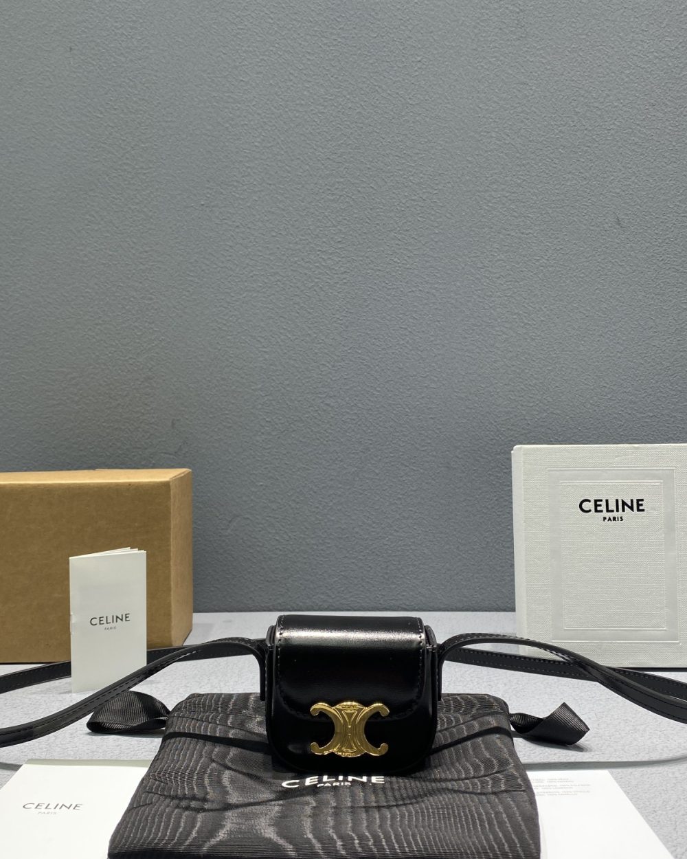 1:1 Replica Celine Mini Triomphe Black For Women 4in/11cm 10I513DPV.38NO