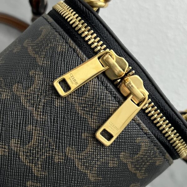 1:1 Replica Celine Mini Vanity Case In Triomphe Canvas Tan For Women 4in/9cm 10J762CZ1.04LU