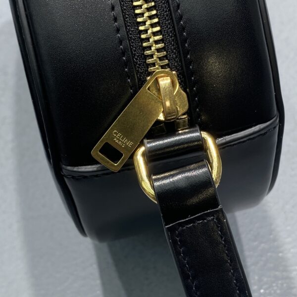 1:1 Replica Celine Oval Bag Cuir Triomphe Black For Women 8in/20cm 198603DXC.38NO
