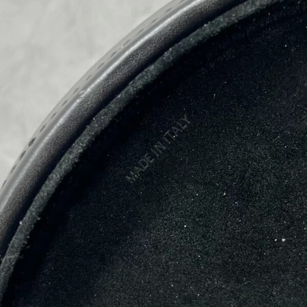 1:1 Replica Celine Oval Minaudiere Cuir Triomphe Black For Women 6in/11.5cm