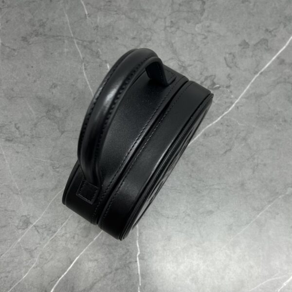 1:1 Replica Celine Oval Minaudiere Cuir Triomphe Black For Women 6in/11.5cm
