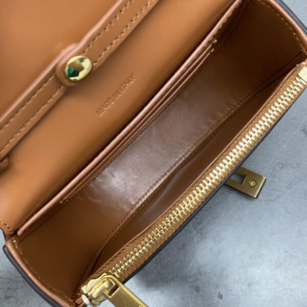 1:1 Replica Celine Small 16 Wallet On Chain Tan For Women 6in/14cm 10G453CQ7.04LU