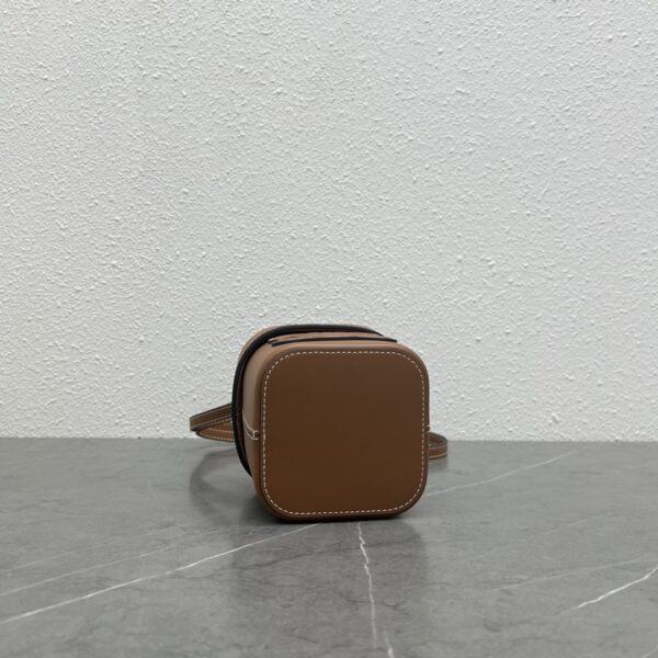 1:1 Replica Celine Small Box Cuir Triomphe Brown For Women 4in/11cm 199263DU3.04LU