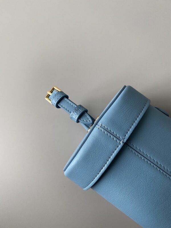 1:1 Replica Celine Small Box Cuir Triomphe Denim For Women 4in/11cm 199263DU3.07DD