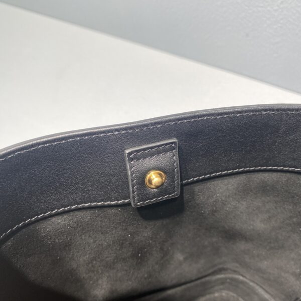 1:1 Replica Celine Small Bucket Cuir Triomphe Black For Women 9in/22cm 198243DU3.38NO