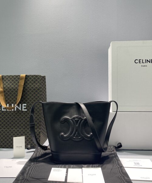 1:1 Replica Celine Small Bucket Cuir Triomphe Black For Women 9in/22cm 198243DU3.38NO