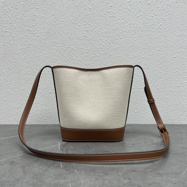 1:1 Replica Celine Small Bucket Cuir Triomphe In Textile Natural / Tan For Women 9in/22cm 198242EFL.02NT