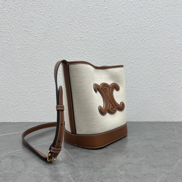 1:1 Replica Celine Small Bucket Cuir Triomphe In Textile Natural / Tan For Women 9in/22cm 198242EFL.02NT